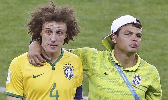 David Luiz não se recuperou como Thiago Silva após 2014, avalia Tite