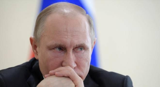 Putin fala em caos mundial se Ocidente voltar a atacar Síria