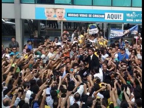 Todas as grandes mídias reunidas contra Bolsonaro, porém os Brasileiros e as redes sociais estão do lado dele.